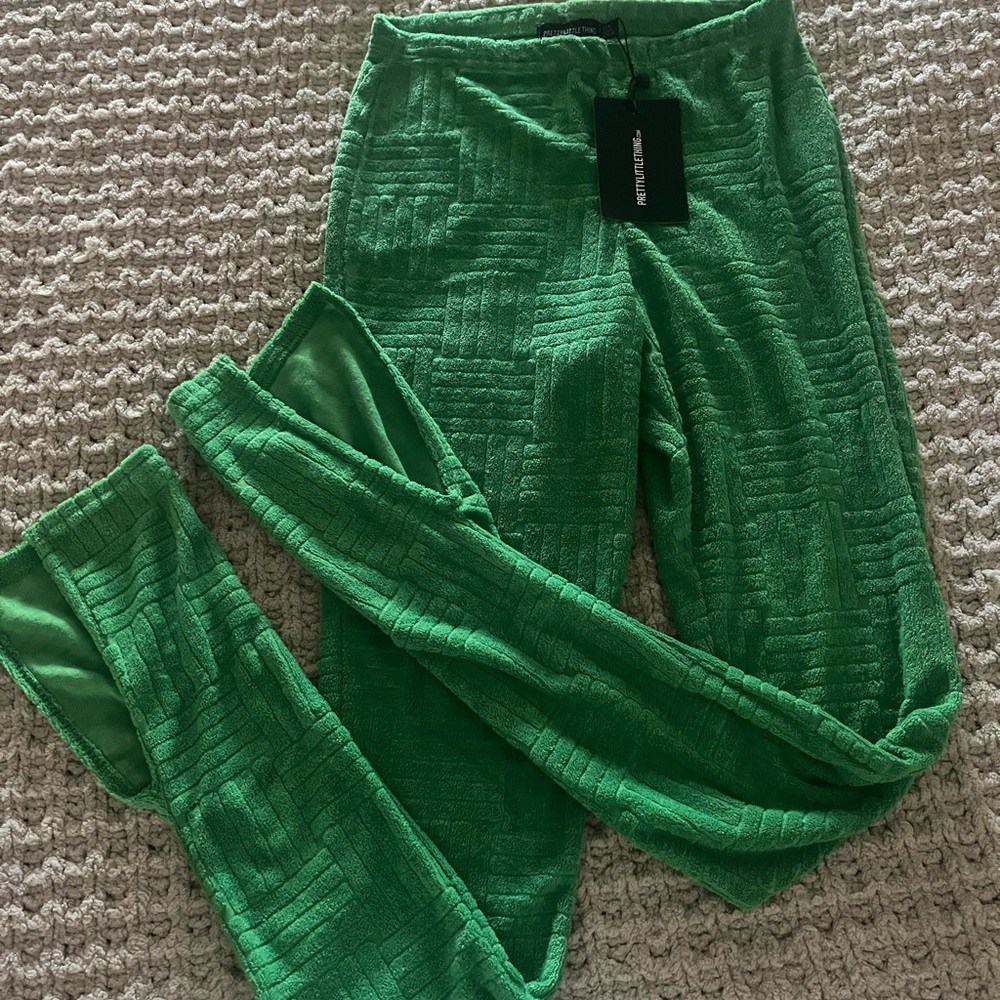 Pretty Little Thing split hem terry cloth pant